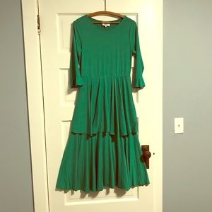 Green Ruffle Dainty Jewell’s Midi dress